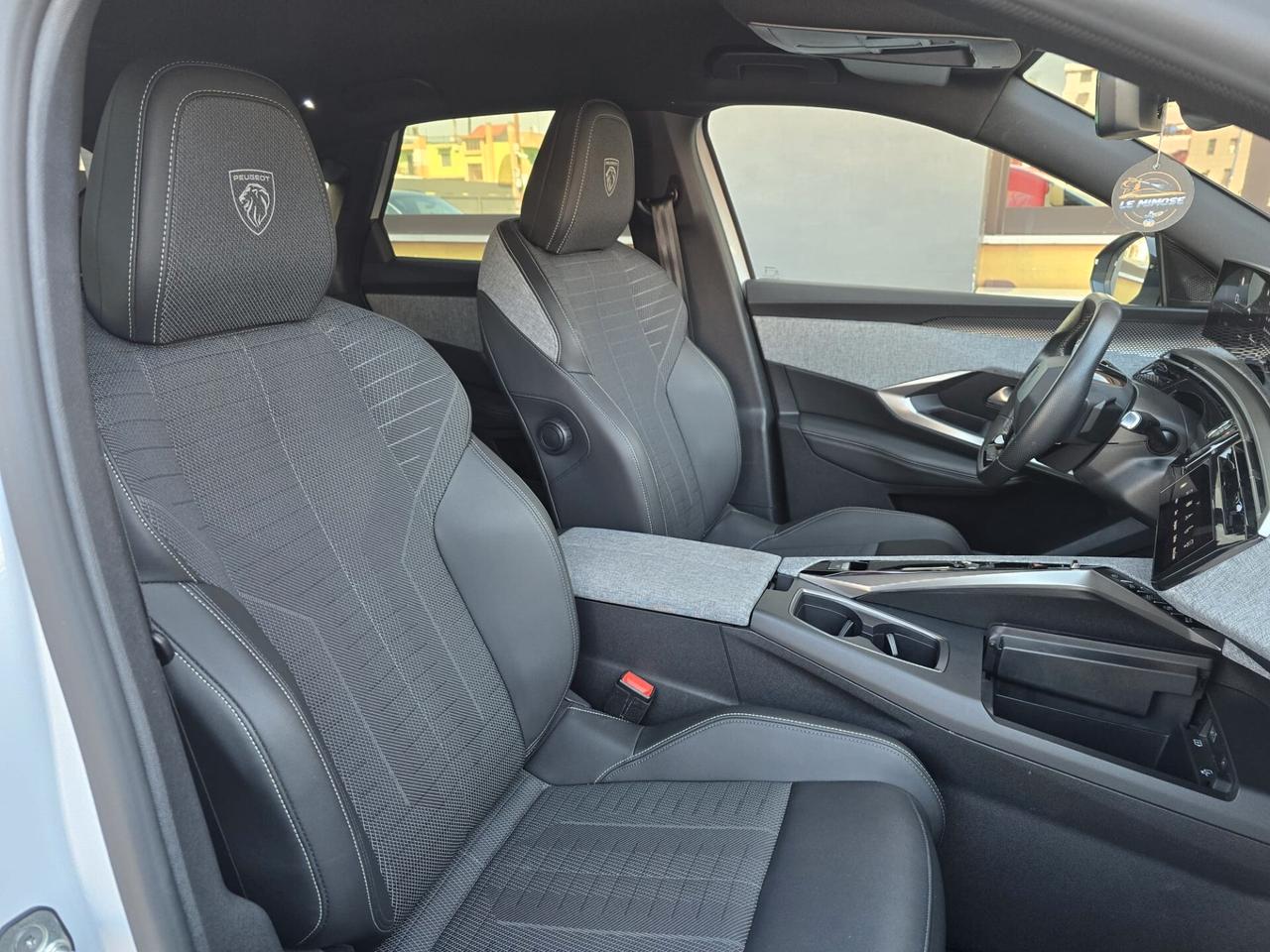 Peugeot 3008 Hybrid 136 e-DCS6 GT