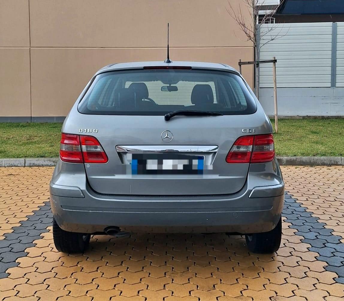 Mercedes-benz B 180 D Unipropr.