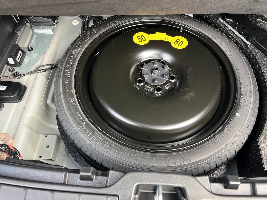 Volvo XC40 2.0 b3 Plus Black Edition auto - Tetto Apribile FULL OPTIONAL!!!