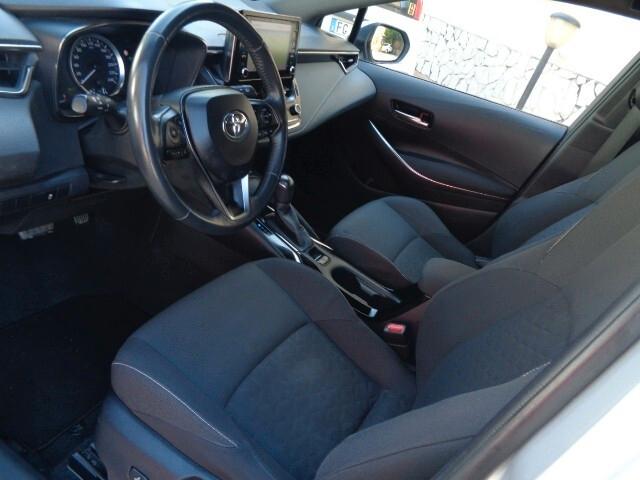 Toyota Corolla 1.8 Hybrid Business NAVI