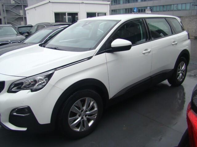 Peugeot 5008 1.5 HDi 130CV 7POSTI AUT.+NAV+LED+CRUISE+PRIVACY+PDC
