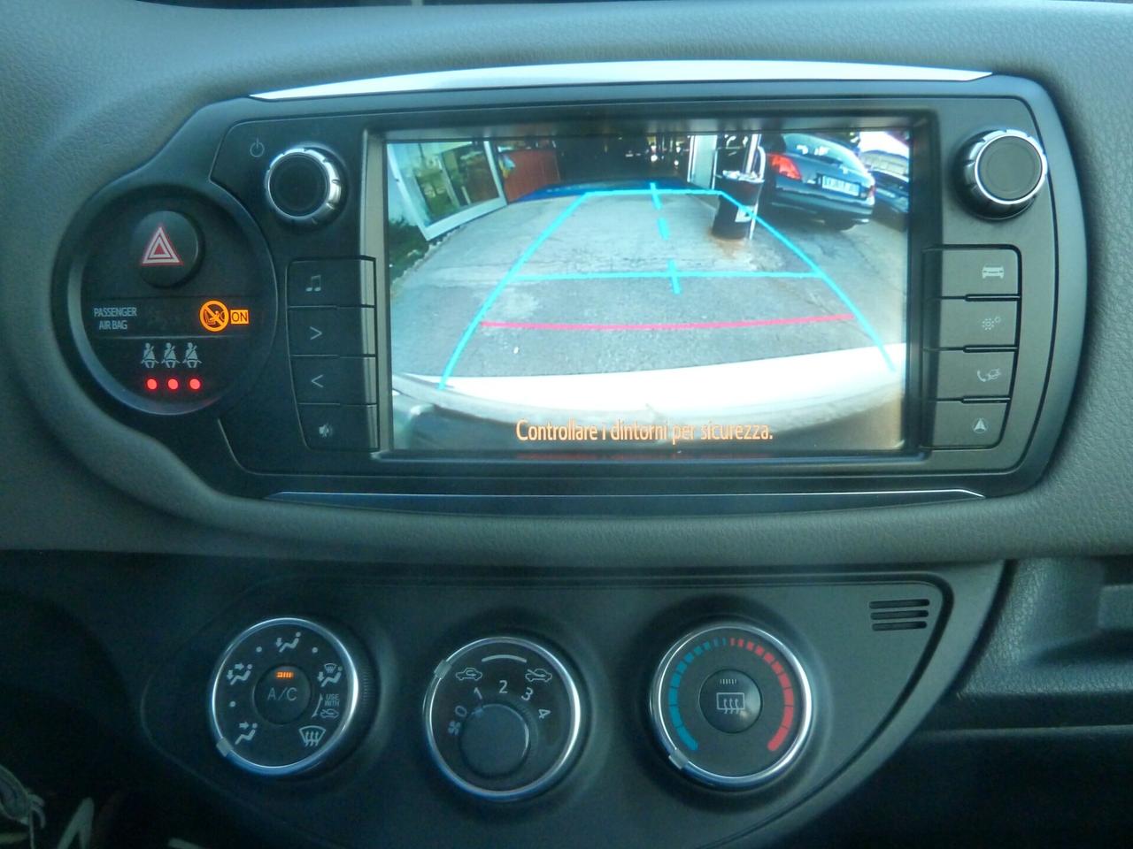 Toyota Yaris 1.0 5 p. OK Neopatentati