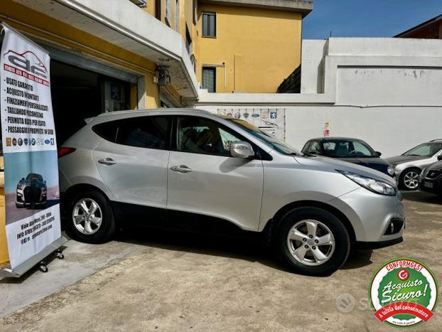 HYUNDAI iX35 2.0 CRDi 4WD Xpossible GANCIO TRAIN