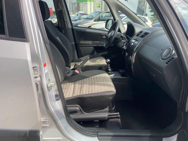 FIAT Sedici 2.0 MJT 16V DPF 4x4 Emotion