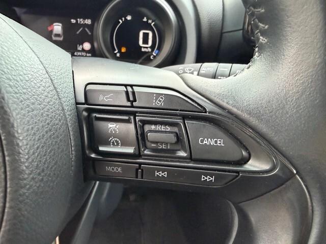 Toyota Yaris Cross 1.5 Hybrid 5p. E-CVT AWD-i Loun