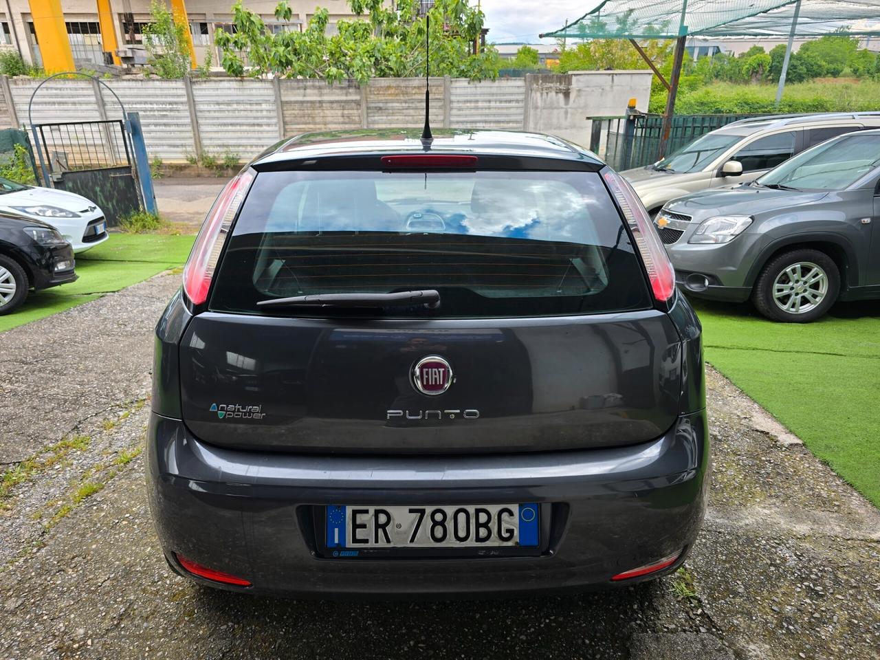 Fiat G.Punto 1.4 BZ/METANO NEOP OK -2013