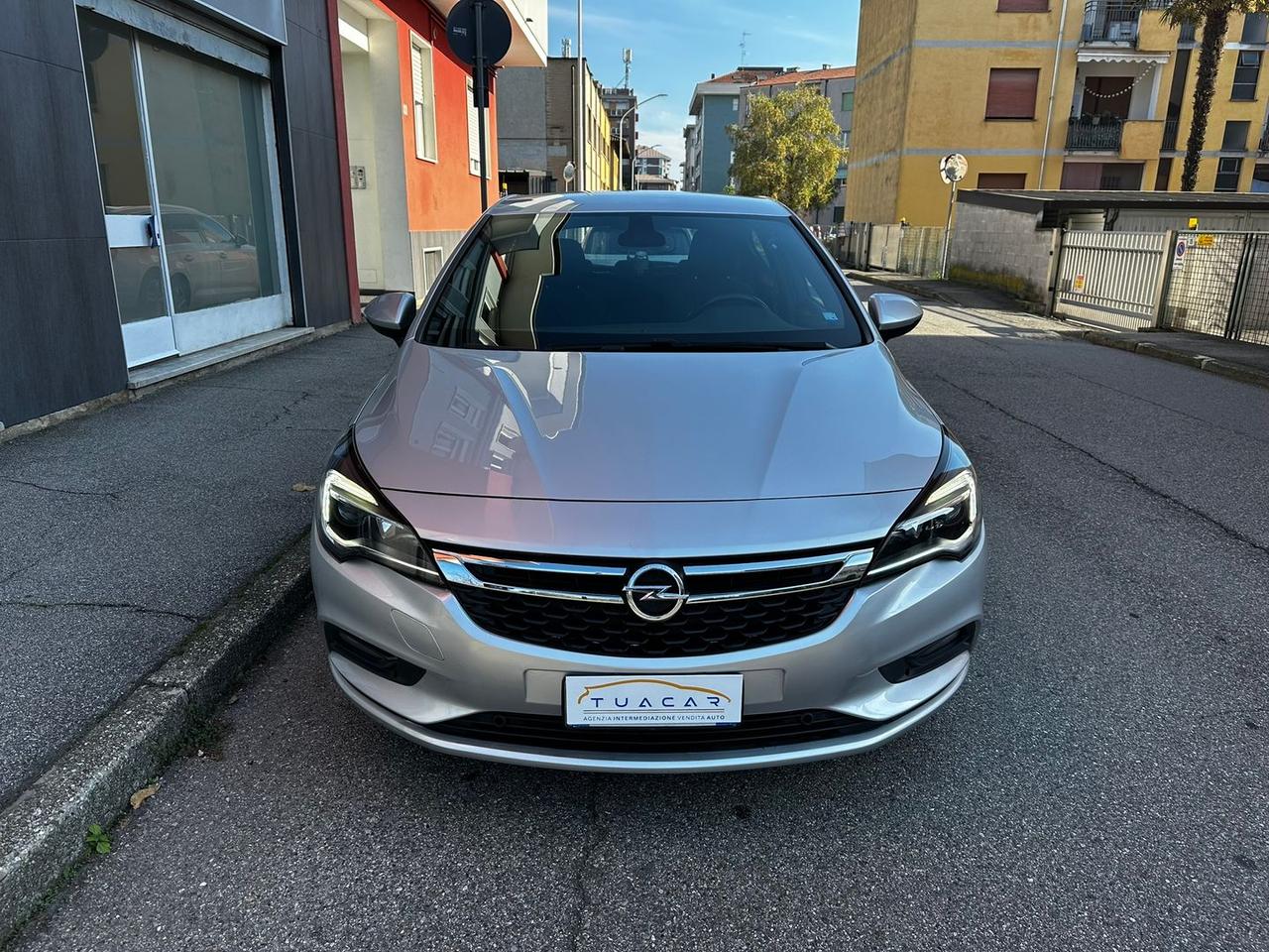 Opel Astra Dynamic 1.6 CDTI