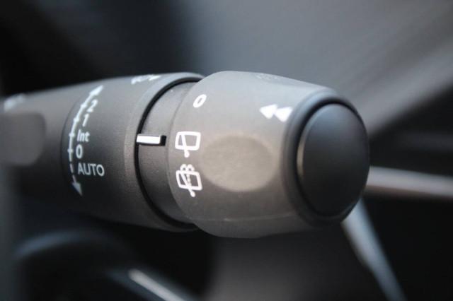 Peugeot 2008 1.2 Allure s&s 130cv eat8 con Navigatore e Carplay
