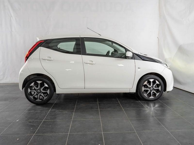 Toyota Aygo Connect 1.0 VVT-i 72 CV 5 porte x-play