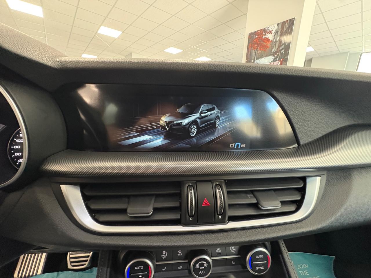 Stelvio Veloce 2.0 280CV 2020 km91000 Total black