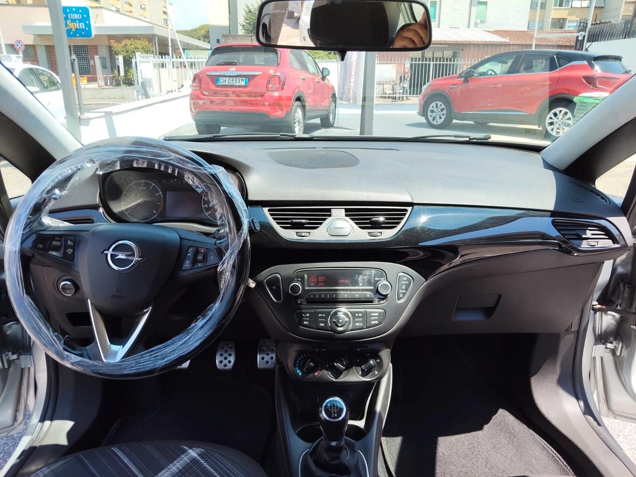 Opel Corsa 1.4 90CV GPL Tech 5 porte b-Color