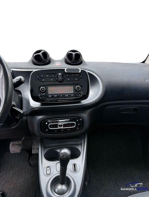smart fortwo fortwo 70 1.0 Youngster AUTOMATICA