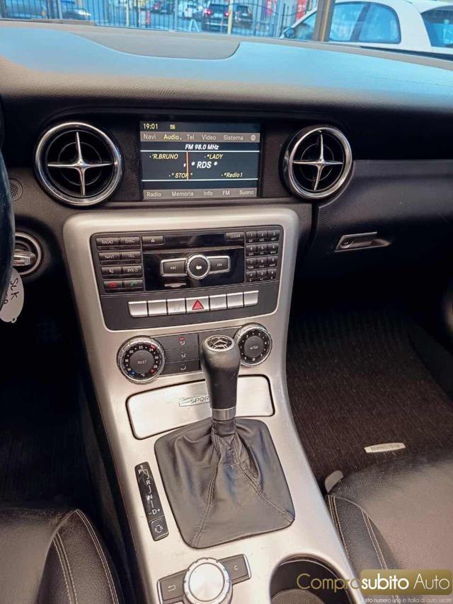 MERCEDES-BENZ SLK 200 CGI Edition1