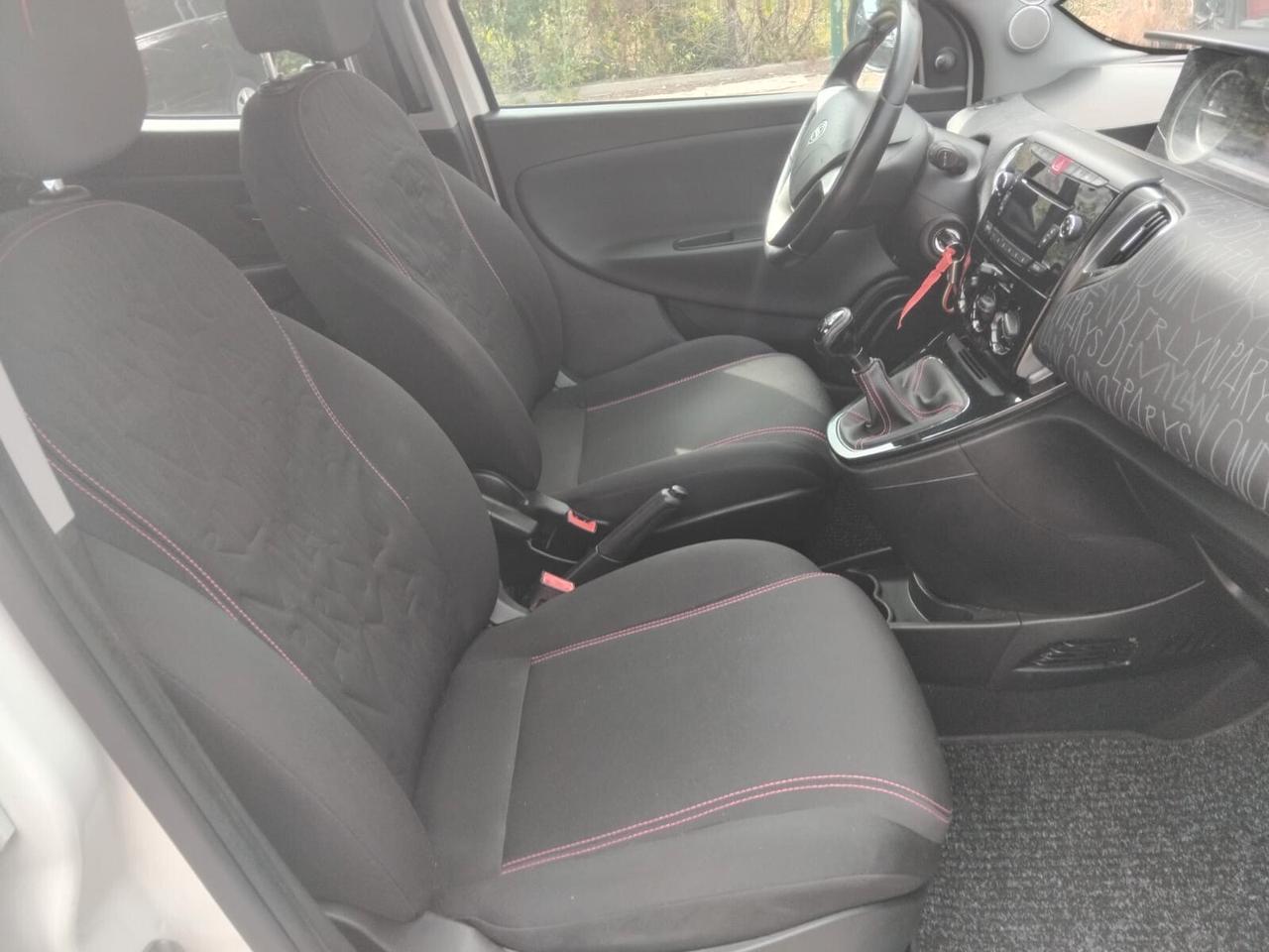 LANCIA YPSLON 1.3 MULTIJET 95CV 12 MESI GARANZIA