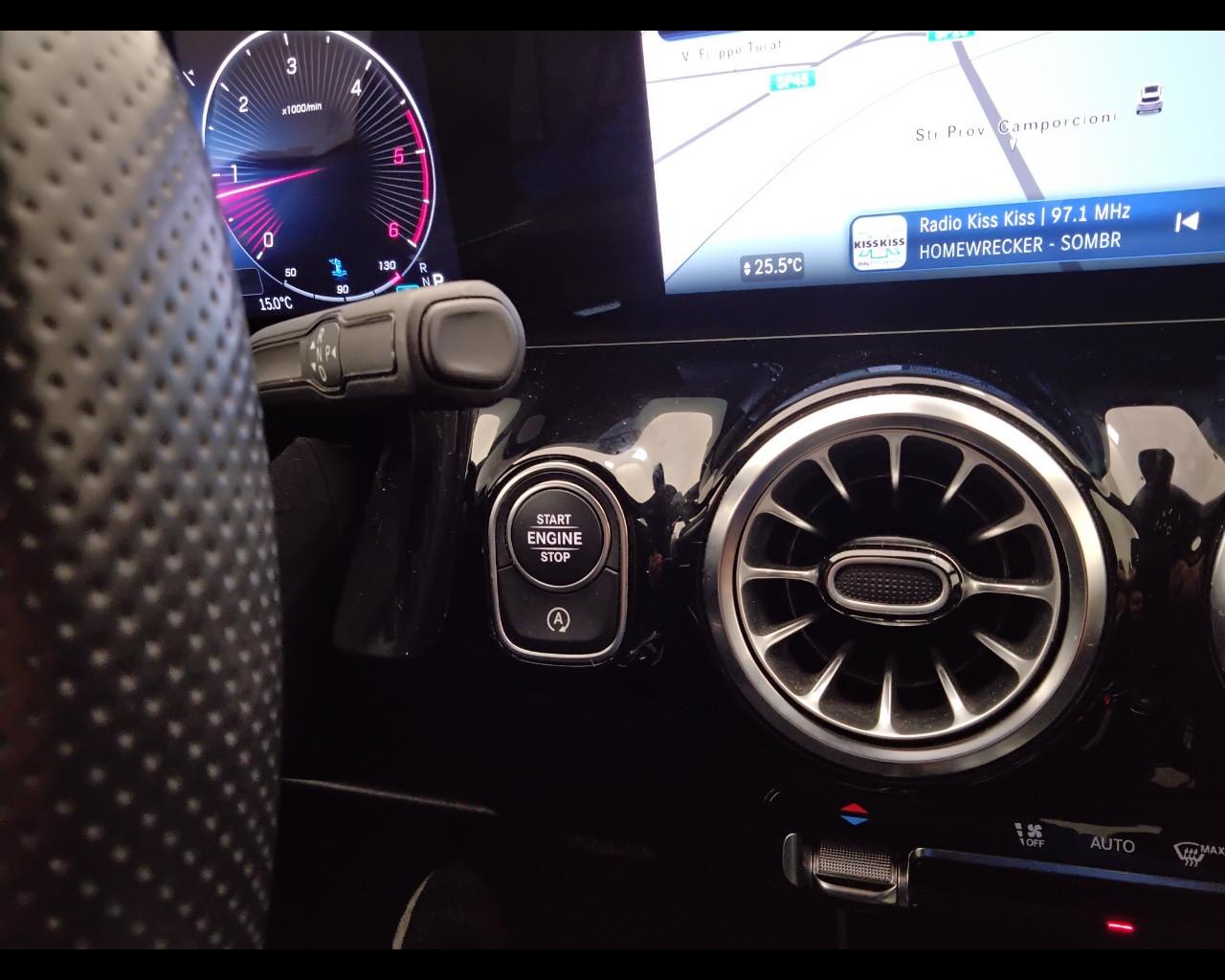 Mercedes-Benz GLA-H247 2023 - GLA 200 d AMG Line Advanced Plus auto