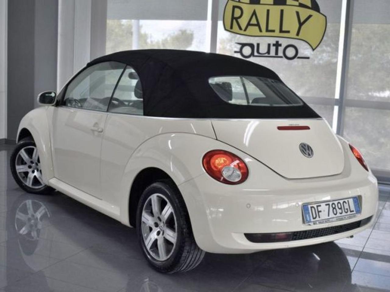 Volkswagen Maggiolino Cabrio 1.9 Tdi Higline