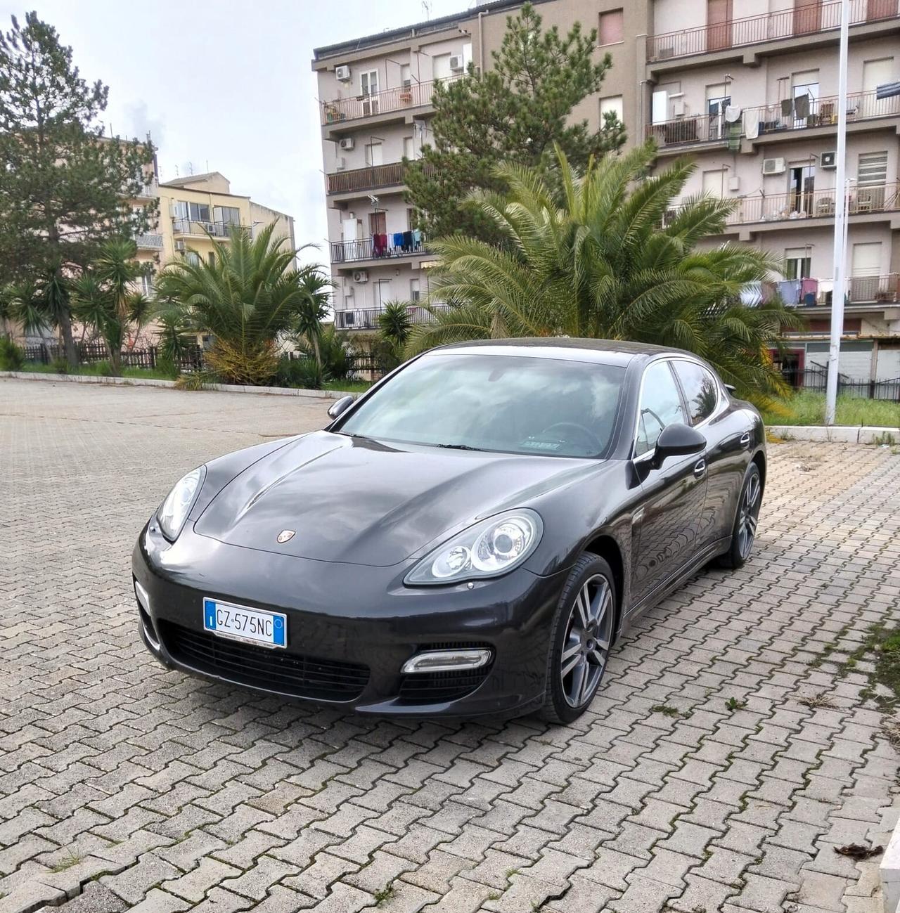 Porsche Panamera 4.8 Turbo