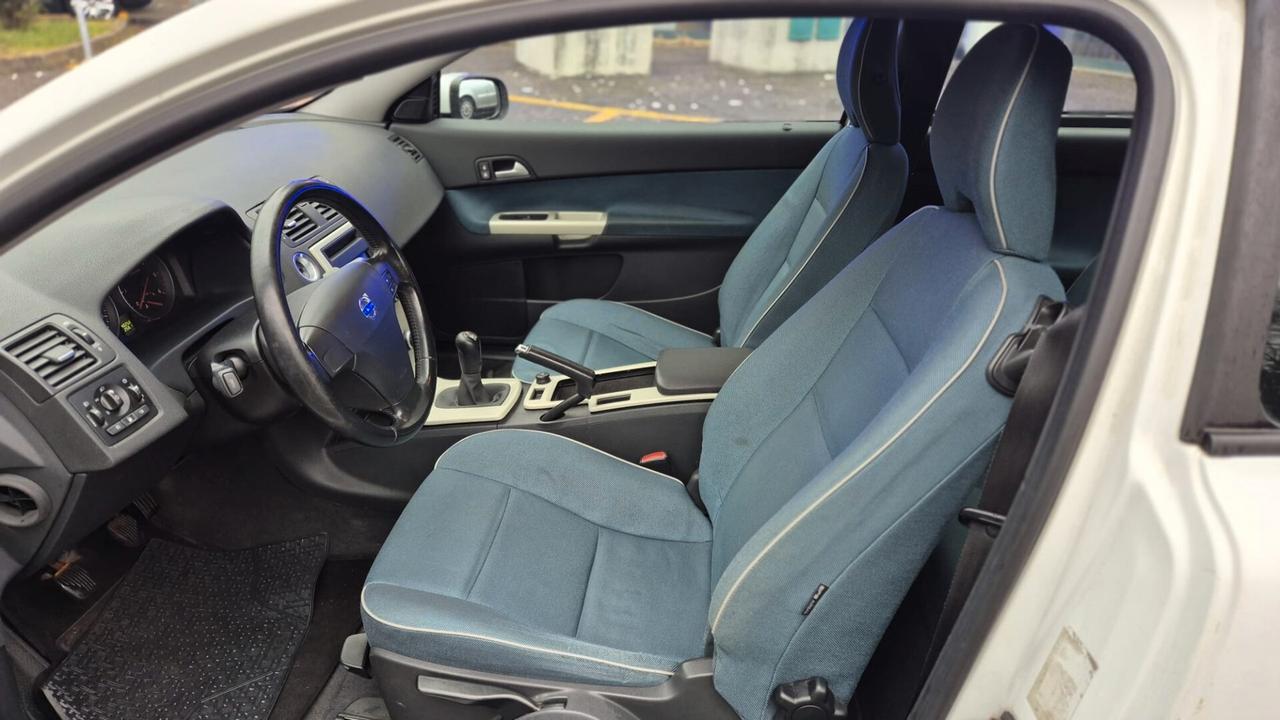 Volvo C30 1.6 D *NEOPATENTATI*