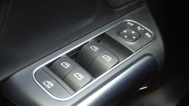 MERCEDES-BENZ B 180 d Automatic AMG
