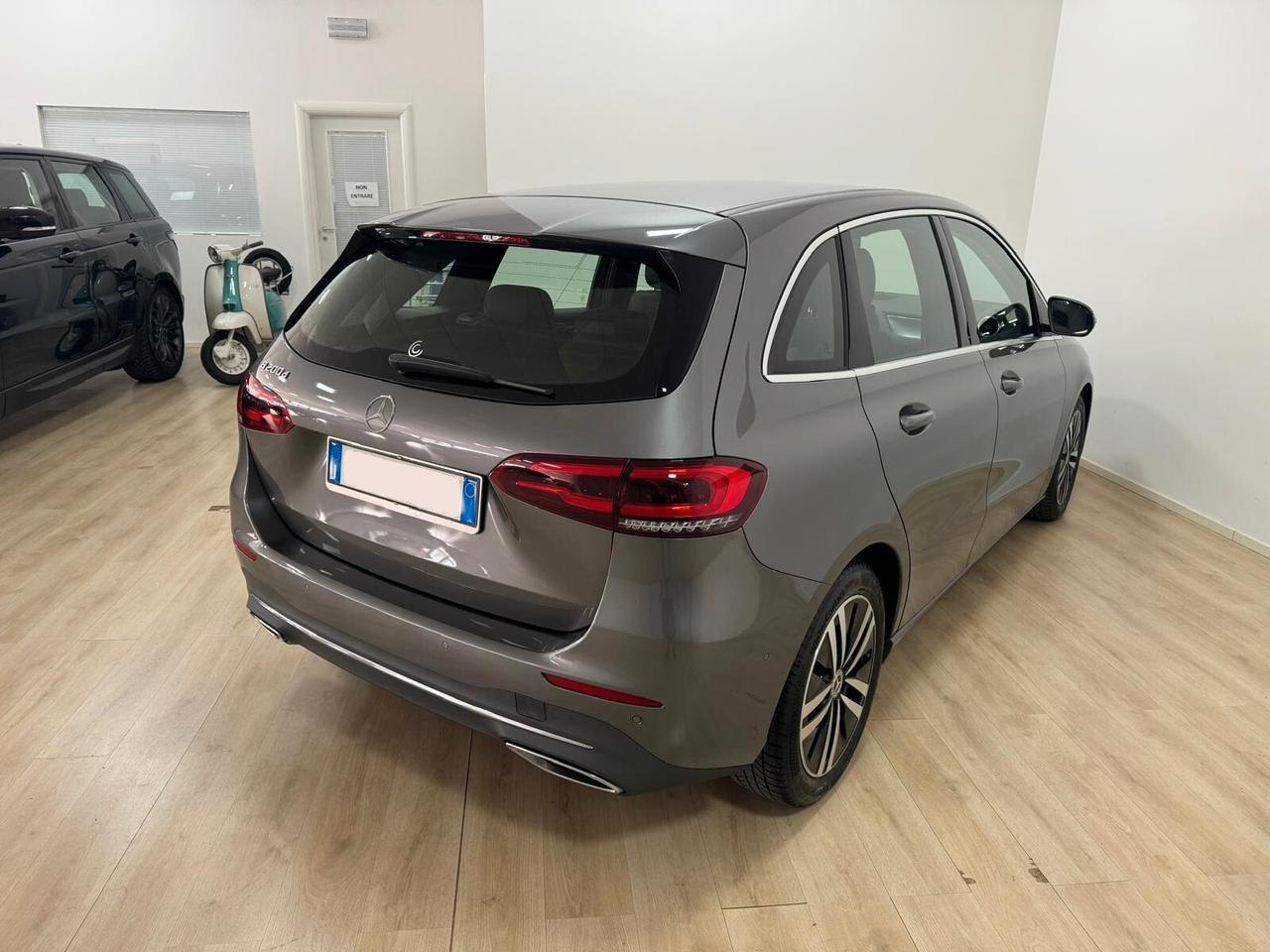 Mercedes-benz B 200 d Automatic Premium Plus MANUALE