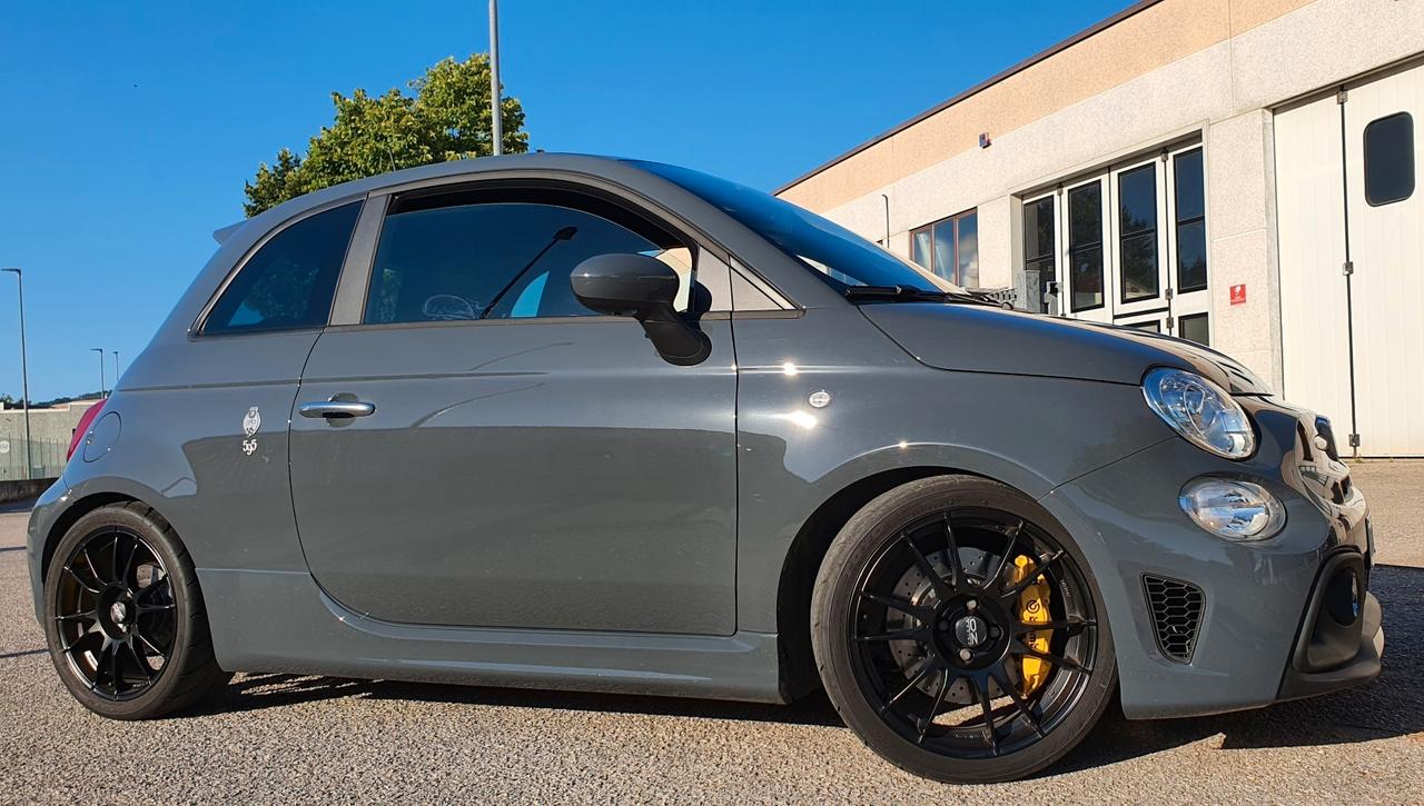 Abarth 595 70° Anniversario 278cv