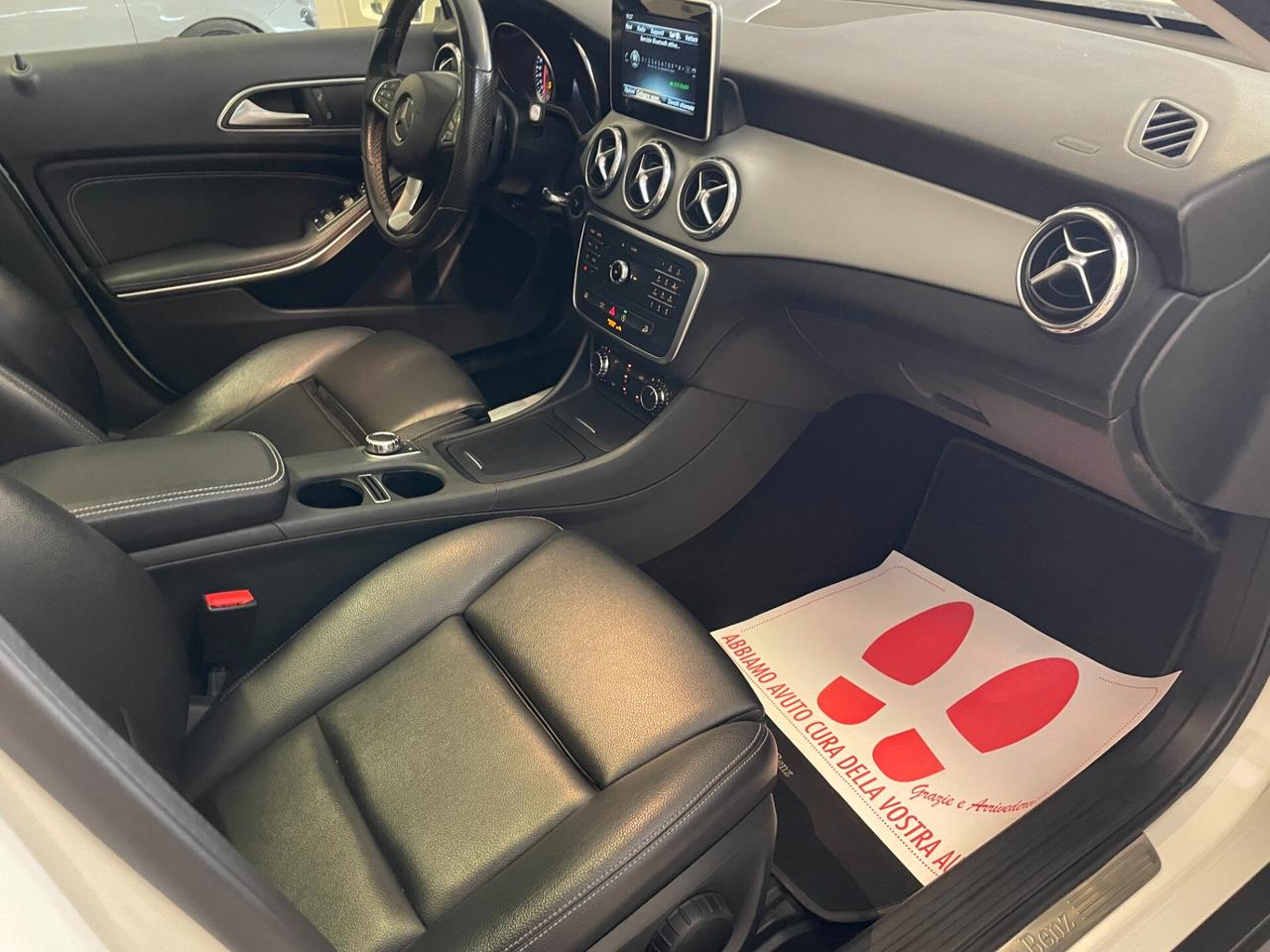 Mercedes-benz GLA 200 d Automatic 4Matic Premium Tetto Pelle