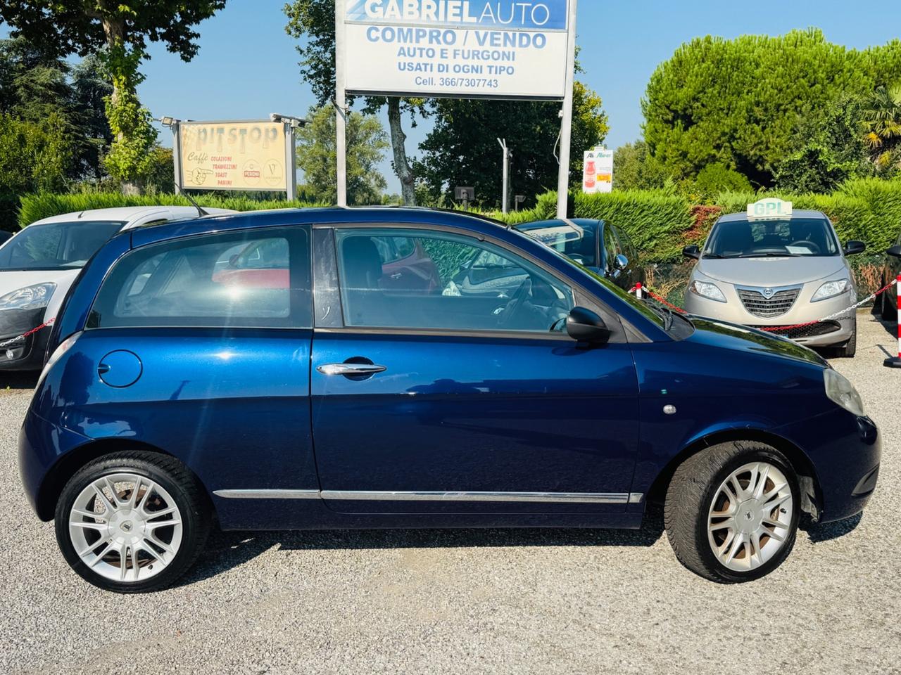 Lancia Ypsilon 1.3 MJT 90 CV Ok NEOPATENTATI