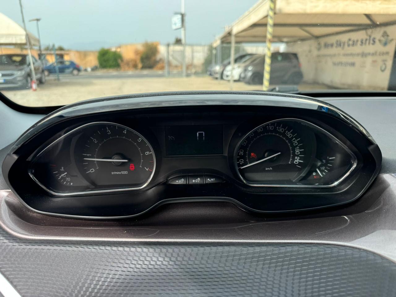 Peugeot 2008 1.2 VTi 82CV Active