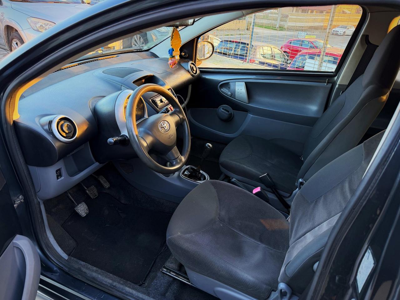 Toyota Aygo 1.0 12V VVT-i 3 porte Sol