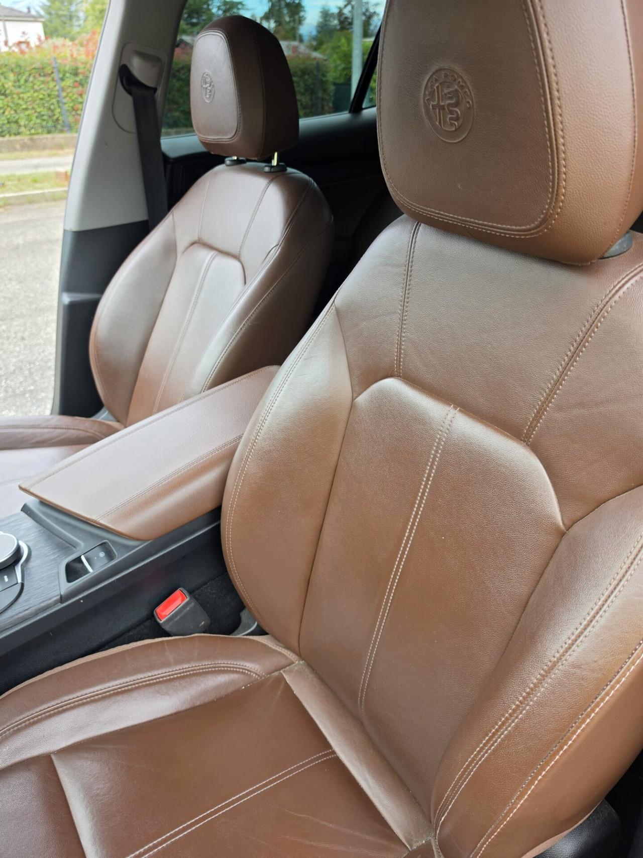 Alfa Romeo Stelvio AT8 Q4 Ti FULL OPTIONAL