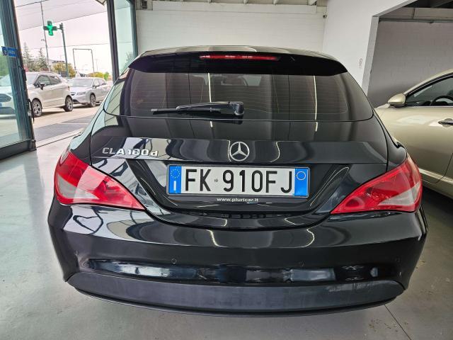 Mercedes-Benz CLA 180 Shooting Brake d Premium auto FL