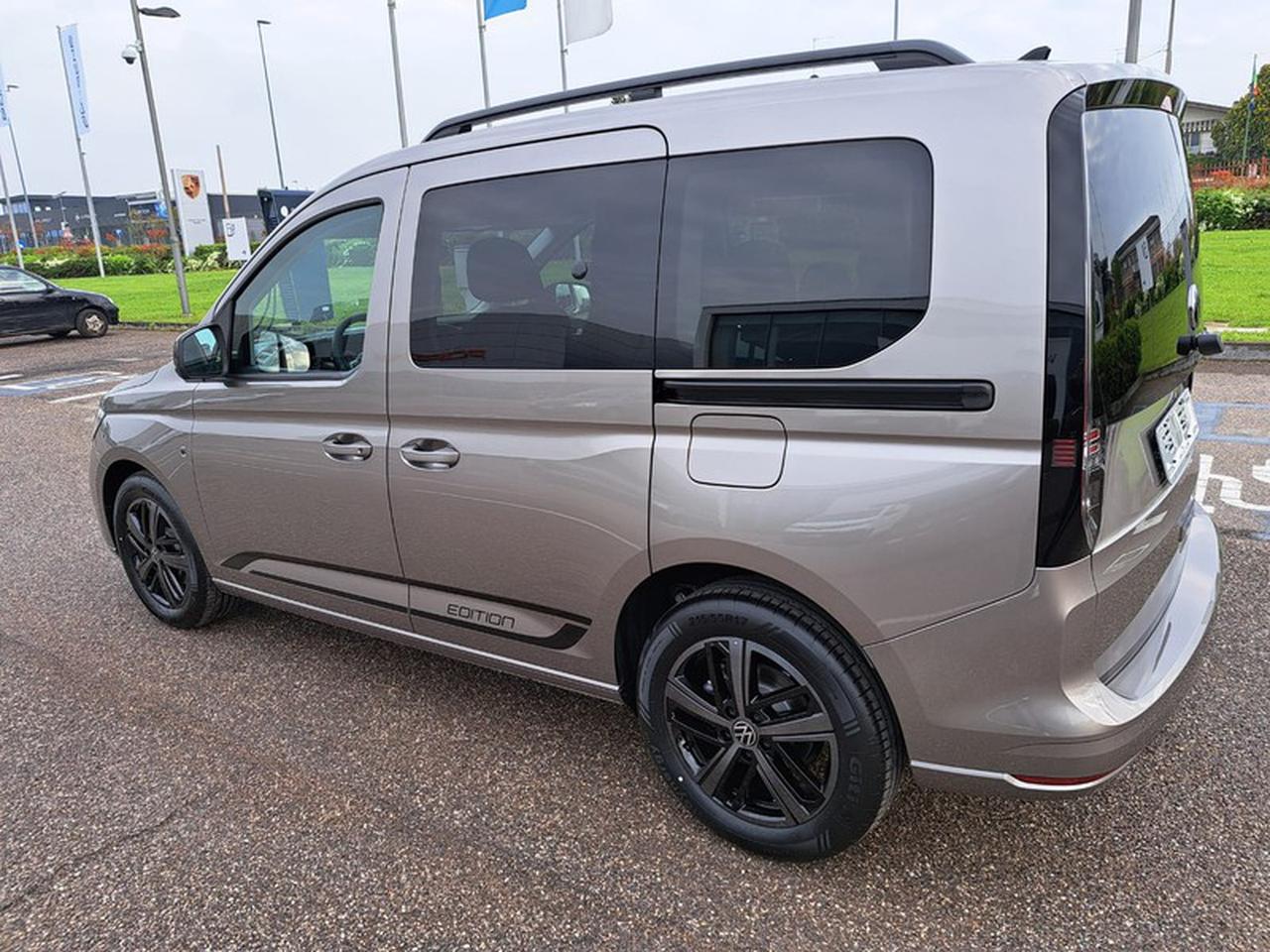 Volkswagen Caddy 2.0 tdi scr 122cv edition dsg7
