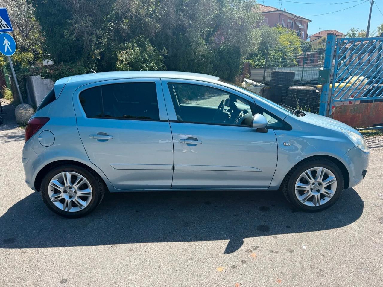 Opel Corsa 1.3 CDTI 75CV 5 porte Cosmo