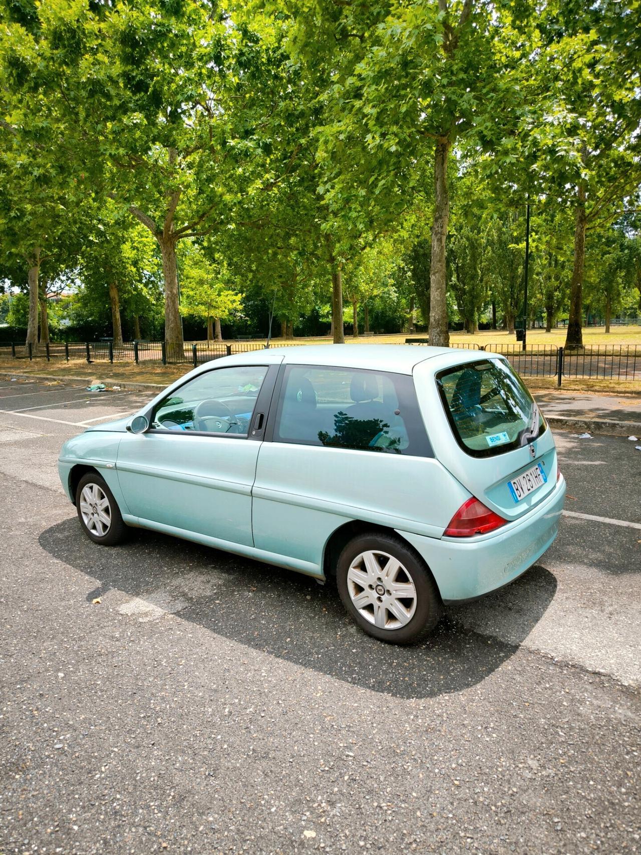Lancia Y 1.2i 16V cat LX