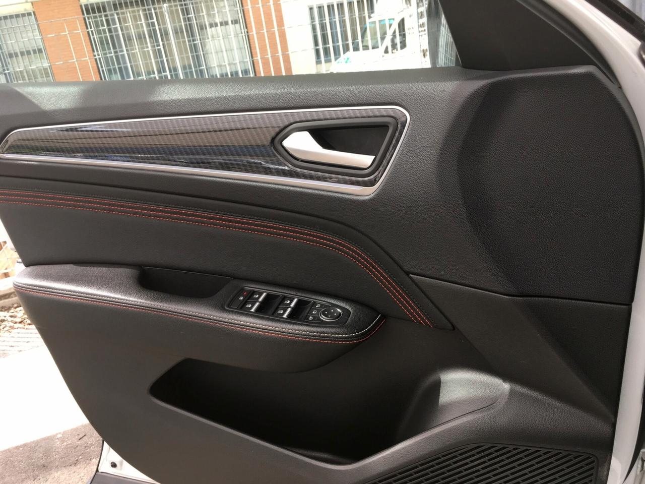 Renault Arkana Hybrid E-Tech 145 CV R.S. Line