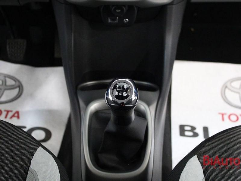 Toyota Aygo Aygo 5p 1.0 x-play my15