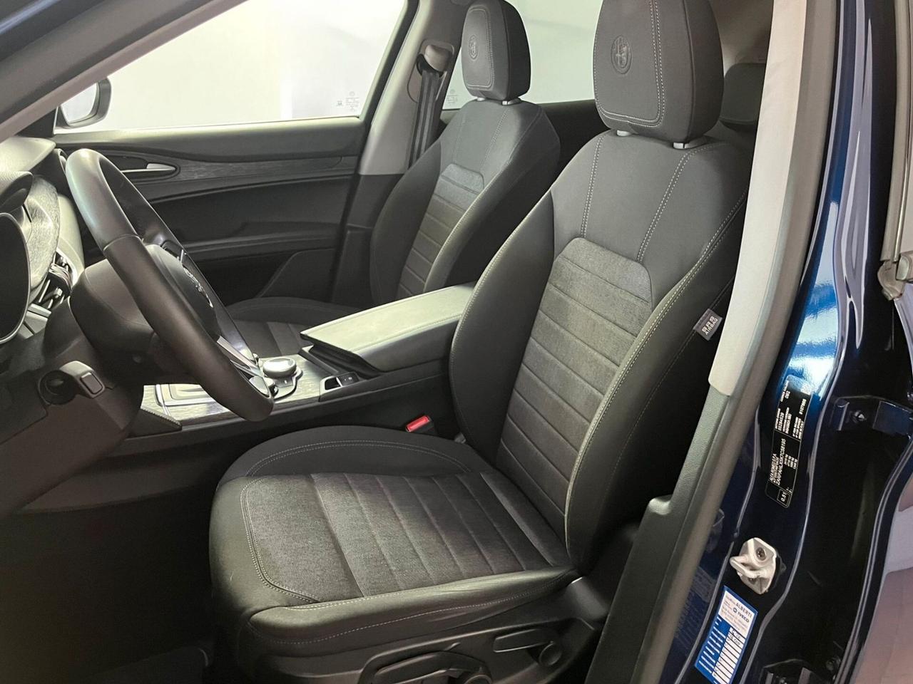 Alfa Romeo Stelvio 2.2 Turbodiesel 190 CV AT8 RWD Business