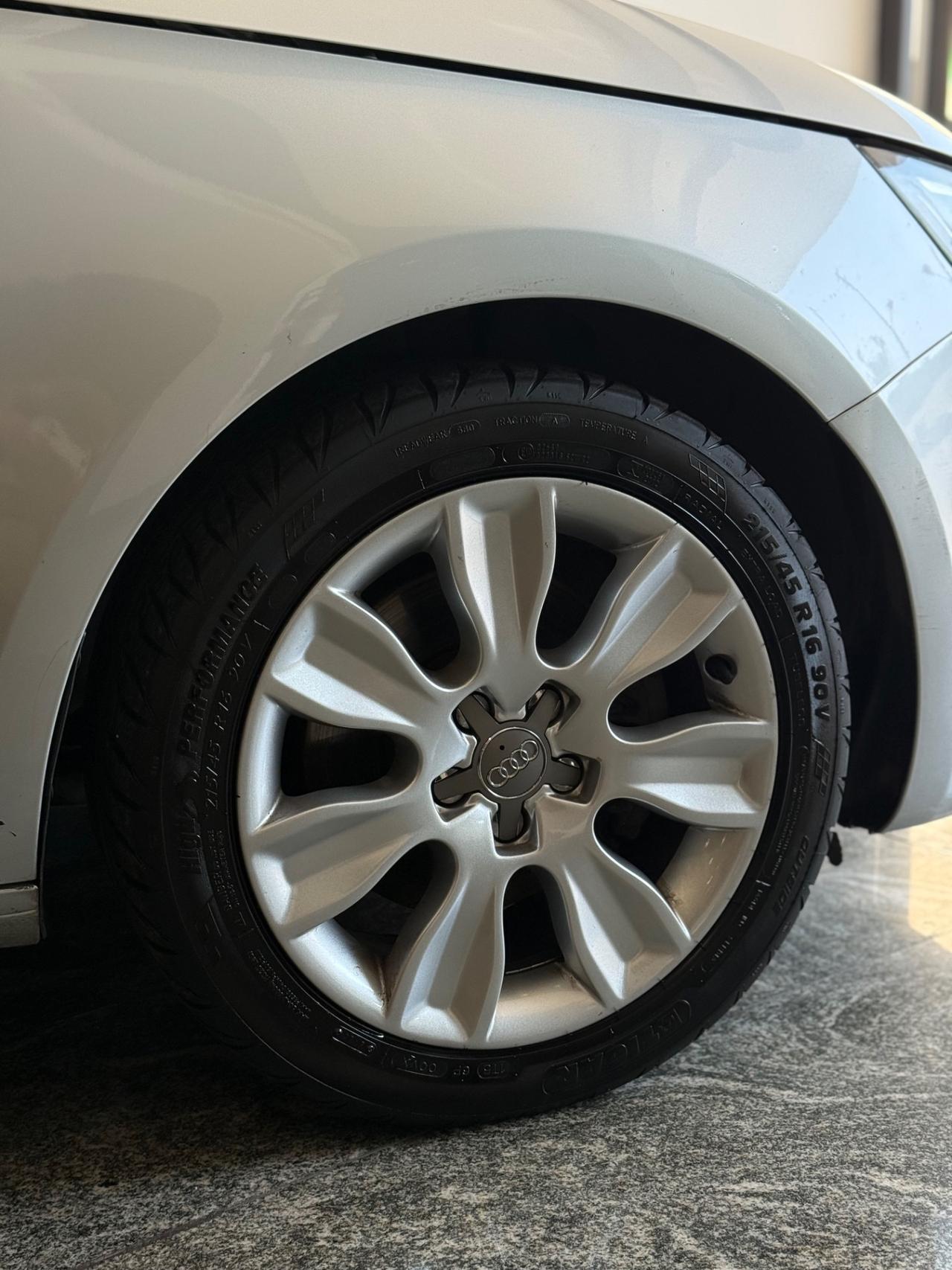 Audi A1 1.6 TDI 105 CV Ambition