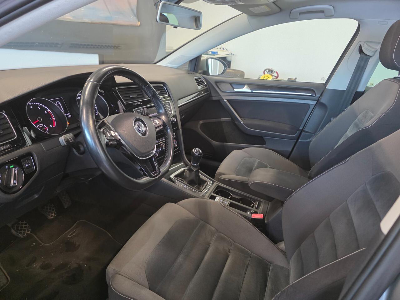 Volkswagen Golf Business 1.4 TGI DSG 5p. Comfortline BlueMotion