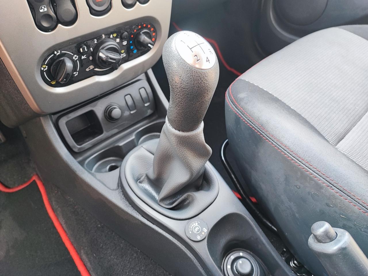 Dacia Duster 1.6 110CV 4x2 GPL Ambiance