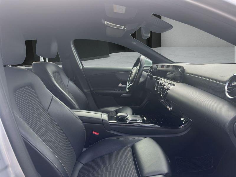 Mercedes-Benz Classe A A 180 d Sport auto