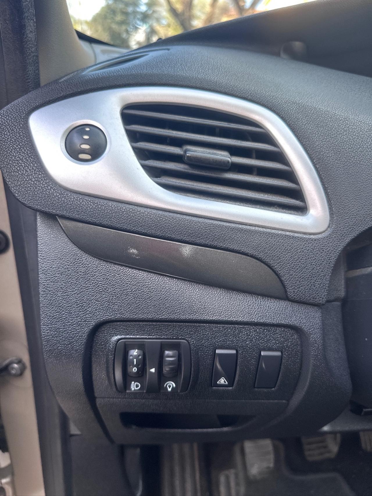 Renault Scénic 1.5 dCi 110CV Dynamique 7 posti