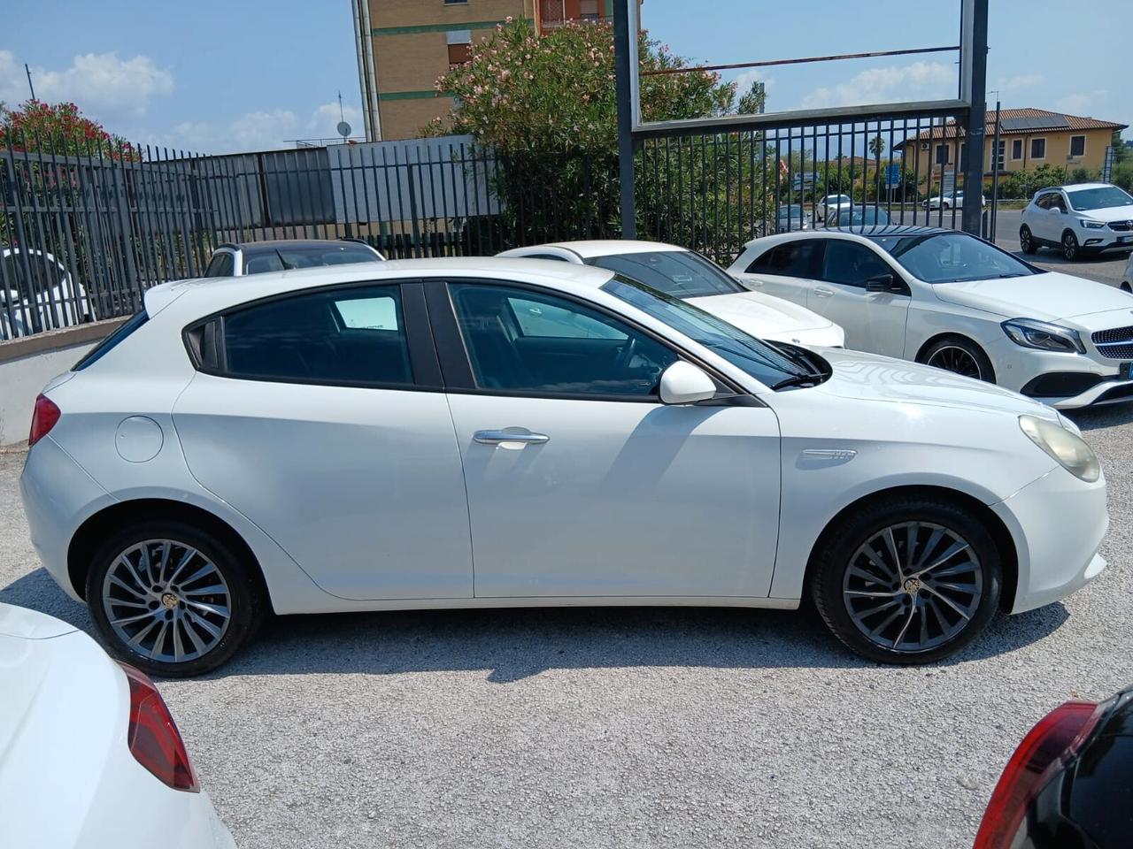Alfa Romeo Giulietta 1.6 JTDm-2 105 CV