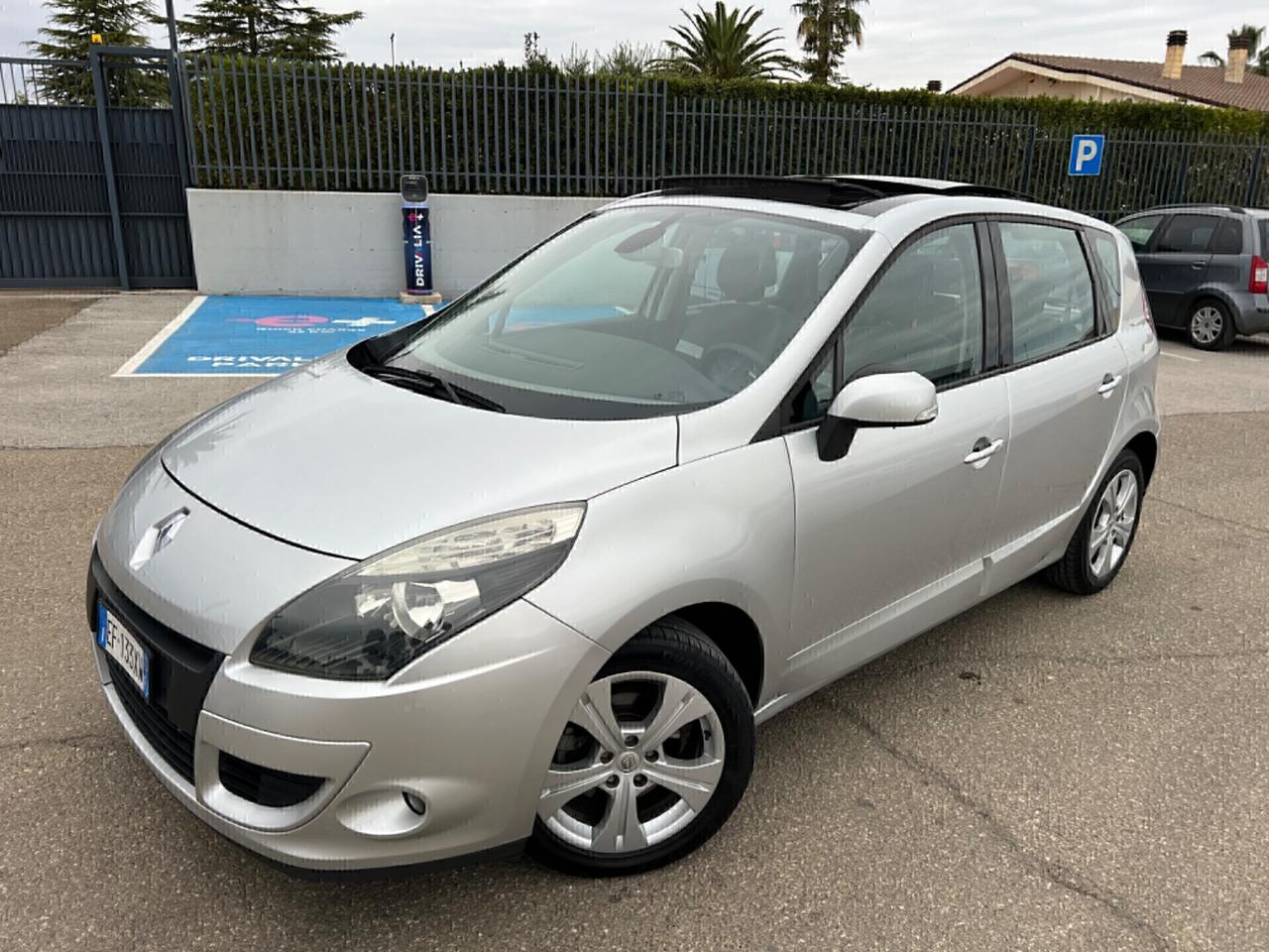 Renault Scenic Scénic X-Mod 1.5 dci 110cv TETTO - 2011