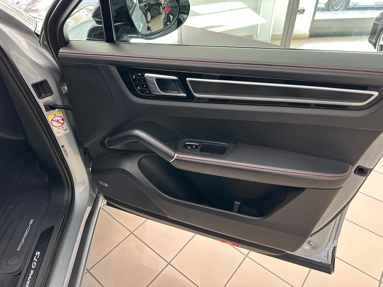 Porsche Cayenne Coupé 4.0 GTS