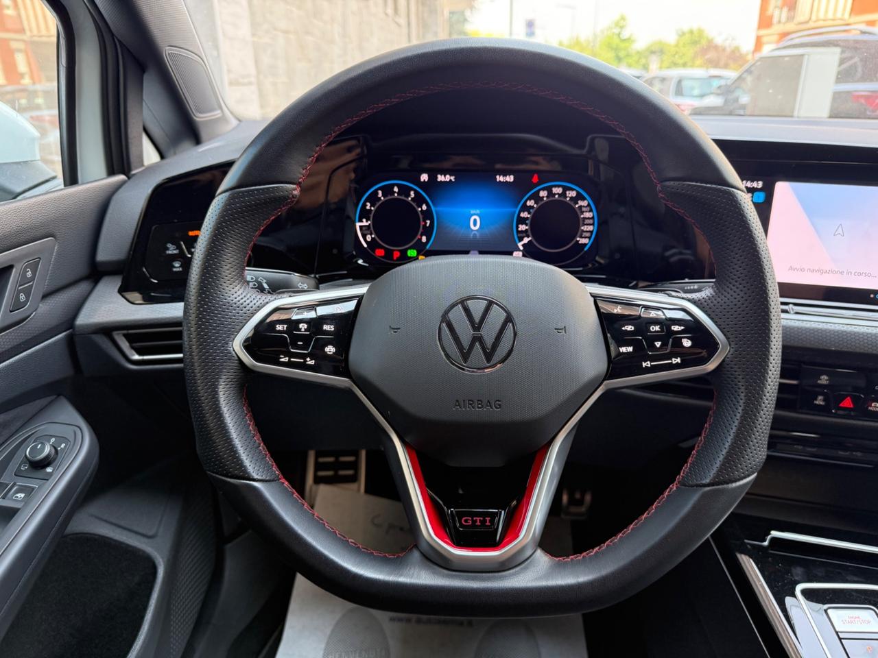 Volkswagen Golf GTI 2.0 TSI DSG PERFORMANCE
