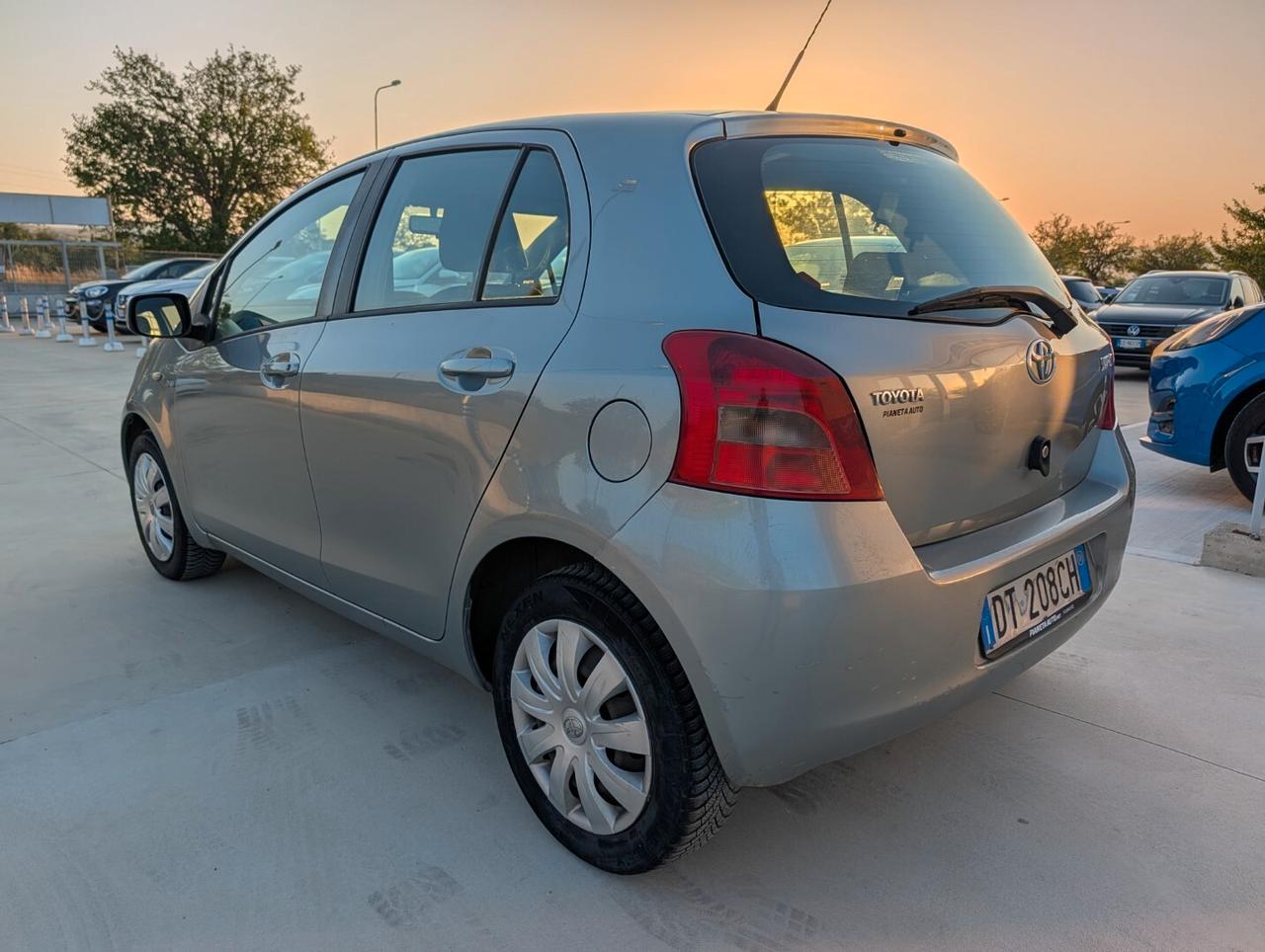 Toyota Yaris 1.4 D-4D 5 porte Sol