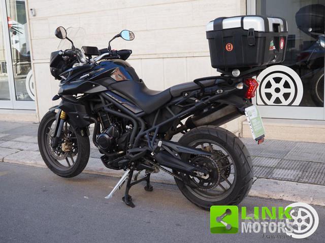 TRIUMPH Tiger 800 ABS