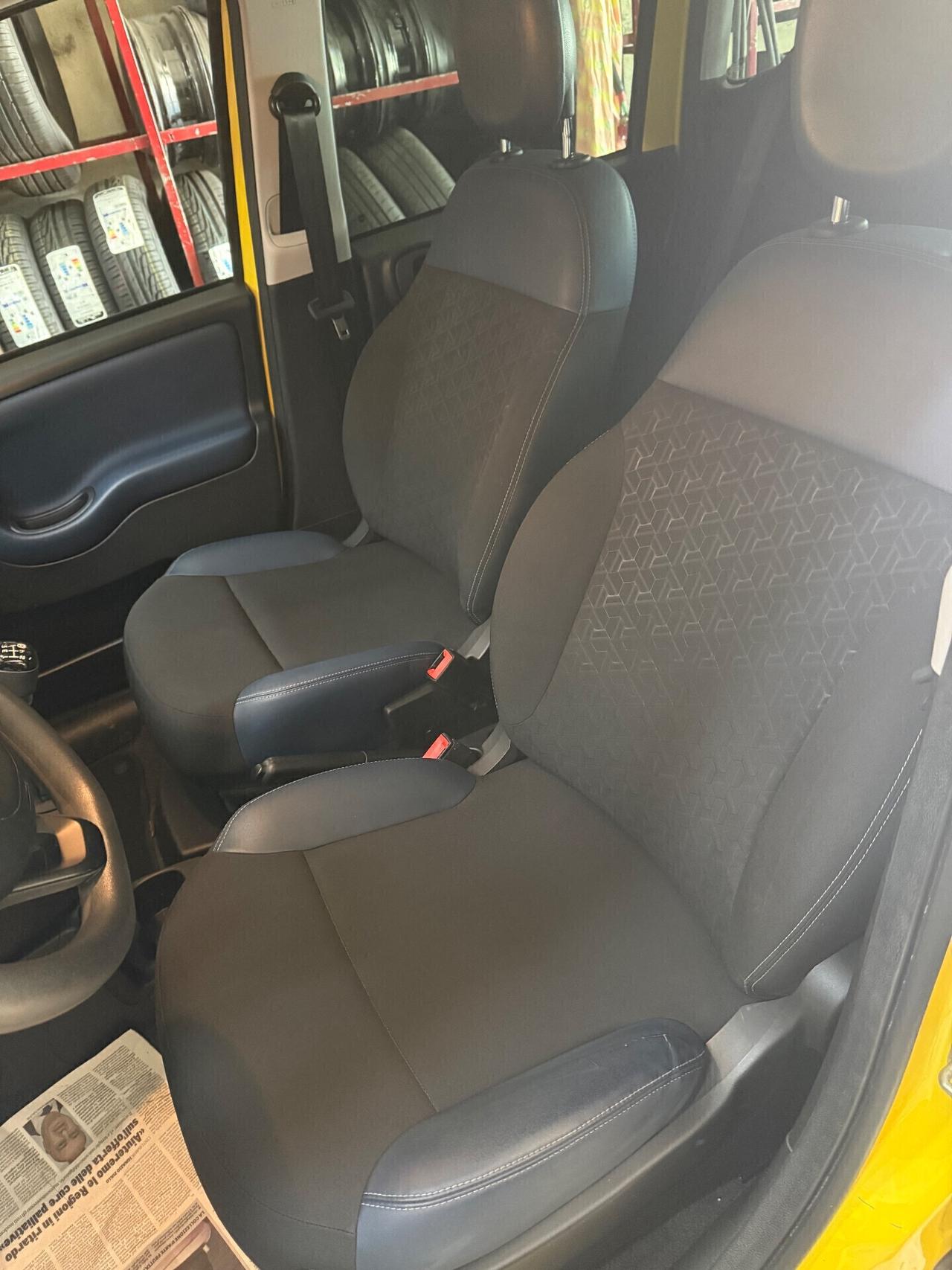 Fiat Panda 1.2 CROSS GPL DI SERiE