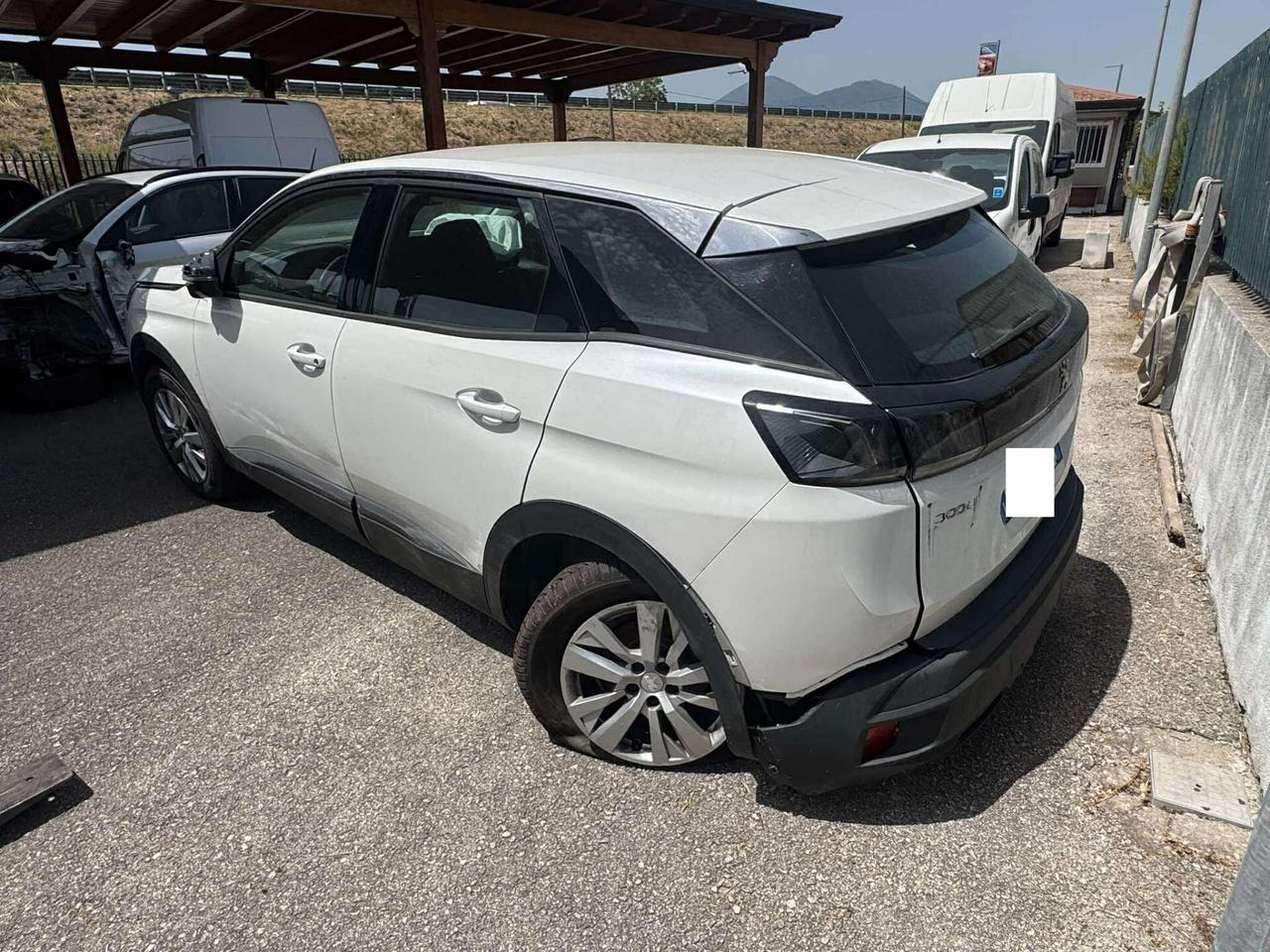 Peugeot 3008 BlueHDi 130 S&S EAT8 Active Pack-2021